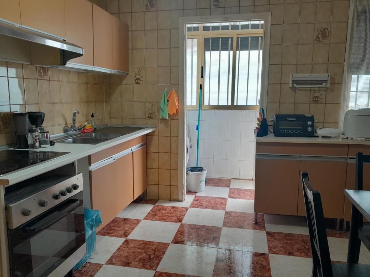 Disfruta De Un Barrio Tranquilo Alcalá de Guadaira Exterior foto