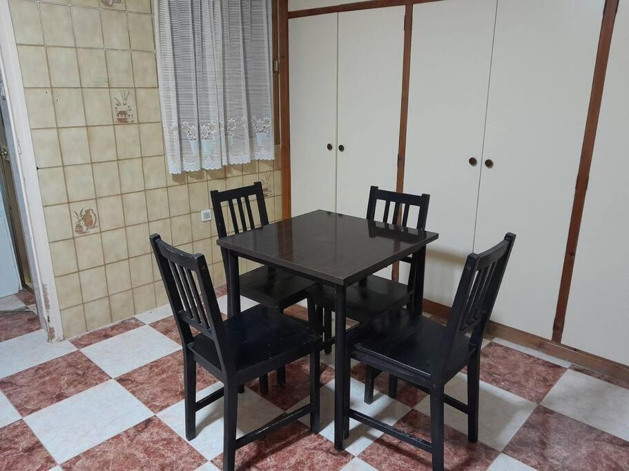Disfruta De Un Barrio Tranquilo Alcalá de Guadaira Exterior foto